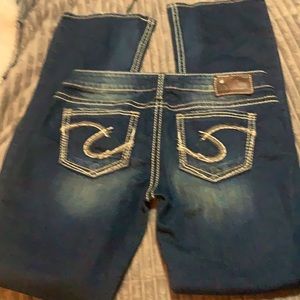 Silver womens jeans size 29 blue worn only one time.